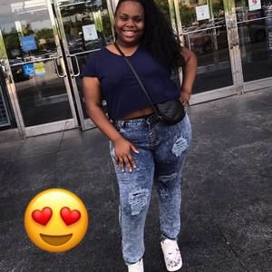 Meet your Posher, Carmen